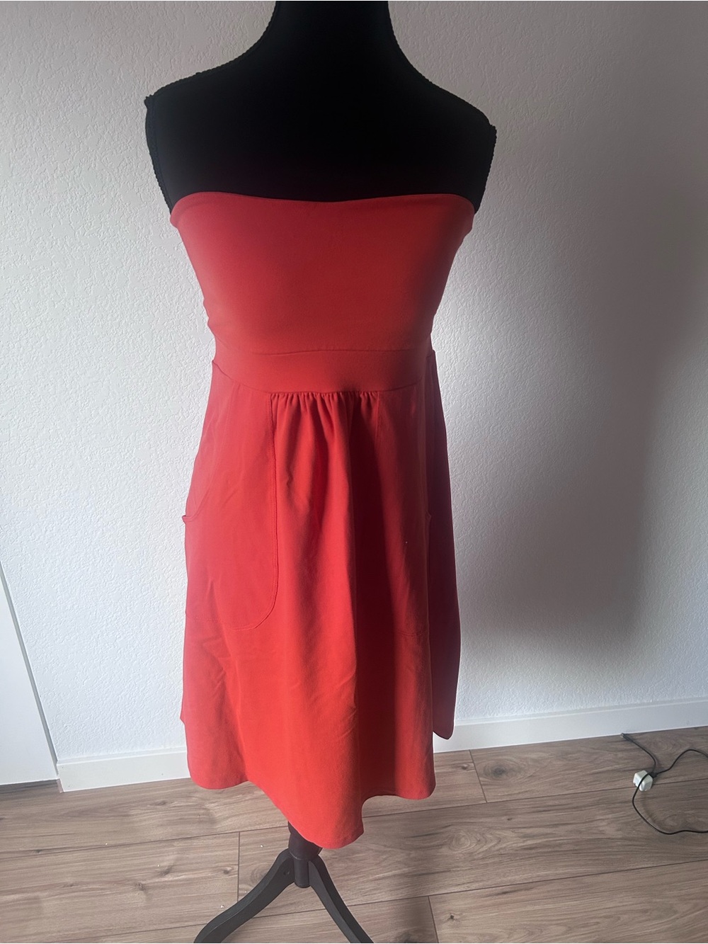 Susana Monaco Strapless Coral-Red Sundress w Pockets Y2K Summer Jersey